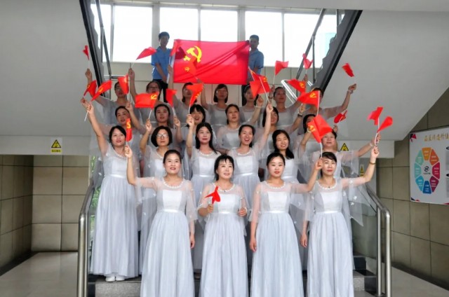 1625565454648235.jpg 640.webp (10).jpg